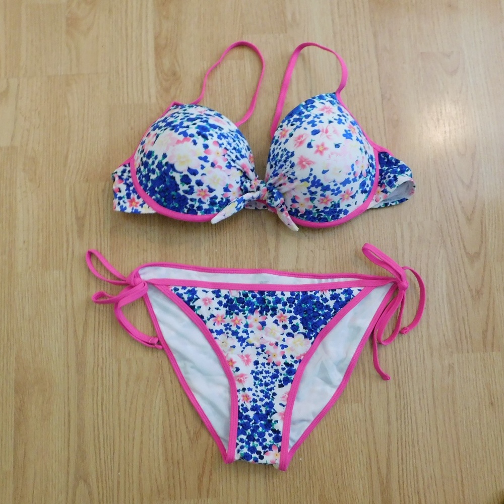 Women's XL Blue (Multi Color) Bikini - New no Tags